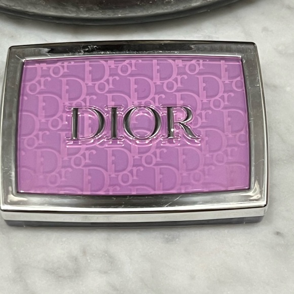 NWOB Dior Rosy Glow Color-Awakening Blush - 063 Pink Lilac 4.4g / 0.15oz - Picture 3 of 4